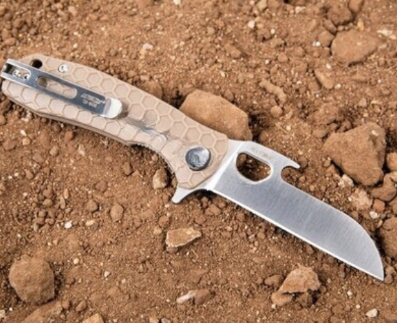 honey badger tong small tan