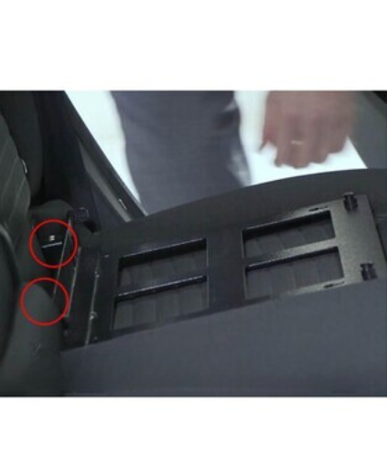 rigidized aluminium safe complete with isofix dock pangolin black serial #10038