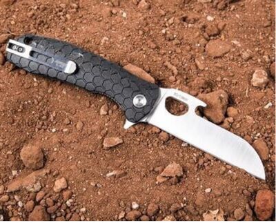 honey badger tong medium tan